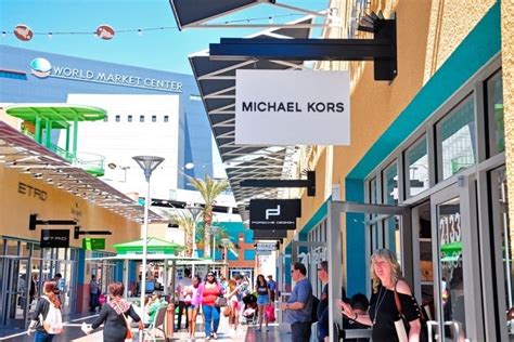 outlet stores in las vegas